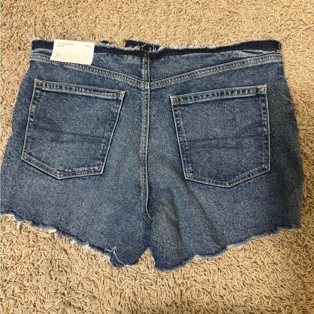 Shorts - Picture 2 of 2